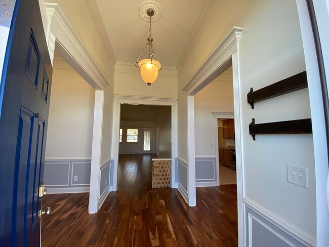 Foto del edificio - 141 Addington Dr