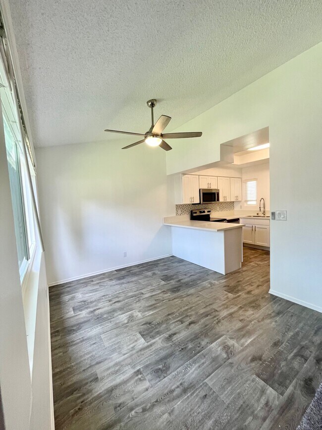 Ashwood Gardens Apartments Apartments in Ventura, CA