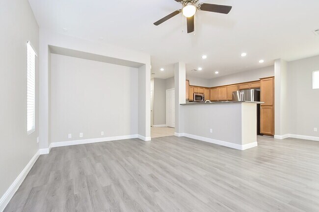 Foto del edificio - 6347 Blushing Willow St