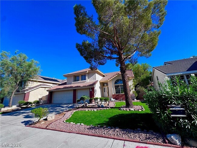 Foto del edificio - 9721 Cascade Falls Ave