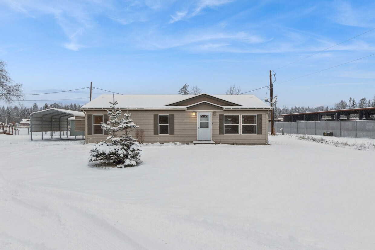 Primary Photo - Great 2 bedroom, 2 bath, long term rental ...