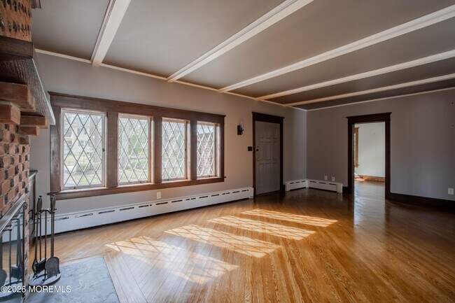 Foto del edificio - 3 Monmouth Ave