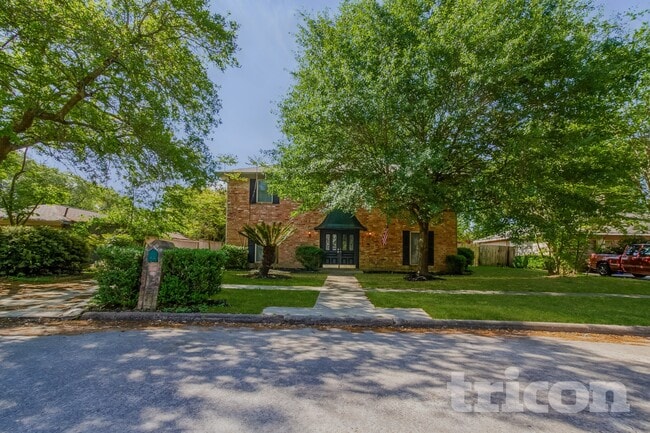 Foto del edificio - 2307 Hilton Head Dr