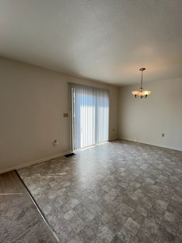Building Photo - 323 Norbeck Ct