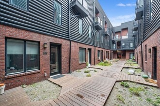 Building Photo - 203-213 W Norris St
