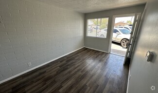 Building Photo - 3121 W Almeria Rd