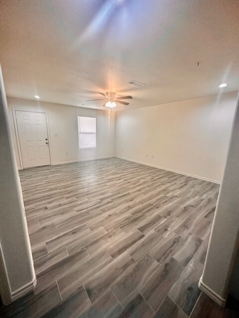 Foto del edificio - 3030 Lake Arthur Dr