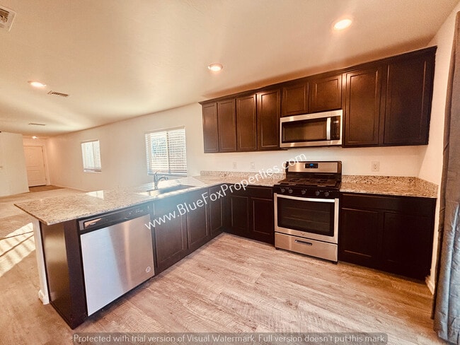 Foto del edificio - 12867 N Peony Dr