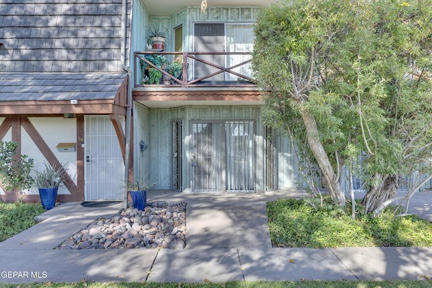 Primary Photo - 350 Thunderbird Dr
