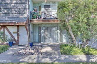 Building Photo - 350 Thunderbird Dr
