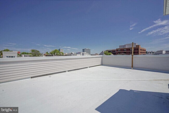 Foto del edificio - 1710 Cambridge St