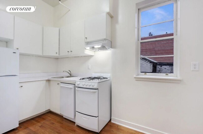 Foto del edificio - 259 W 12th St