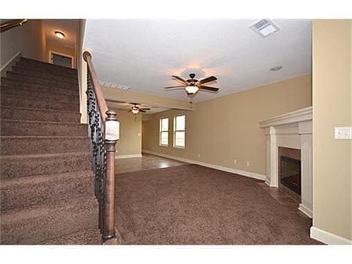 Building Photo - 3 Bedroom, 2.5 Bath, Townhouse in the Fox Creek Subdivision