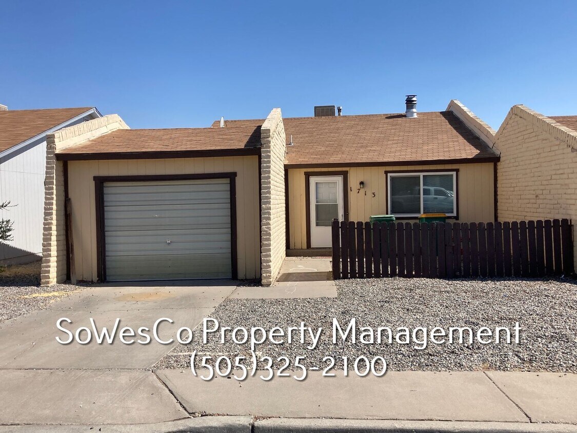 Foto principal - 3 Bedroom 2 Bath Home in Central Farmingto...