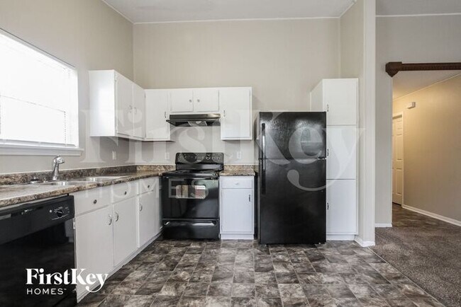 Foto del edificio - 6479 Hazelhatch Dr