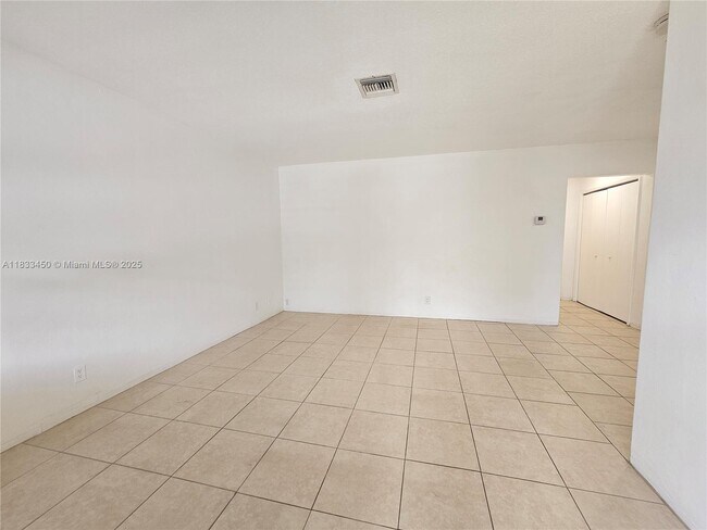 Foto del edificio - 2325 Taylor St