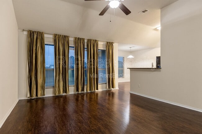 Building Photo - 4204 S Fork Ranch Rd