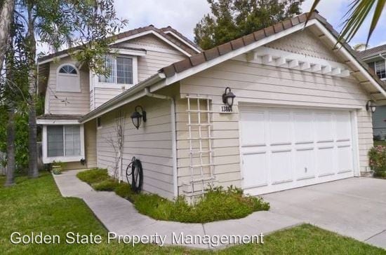 Building Photo - 13864 Carmel Ridge Rd