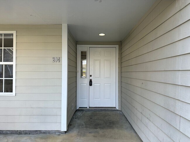 Foto del edificio - 204 Grandford Pl