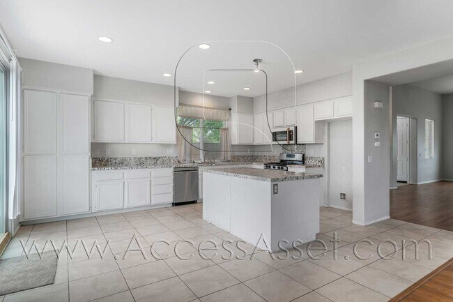 Building Photo - Modern Living at Its Best – Beautiful 4-Be...