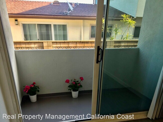 Building Photo - 2 br, 2 bath House - 222 East Tamarack Ave...