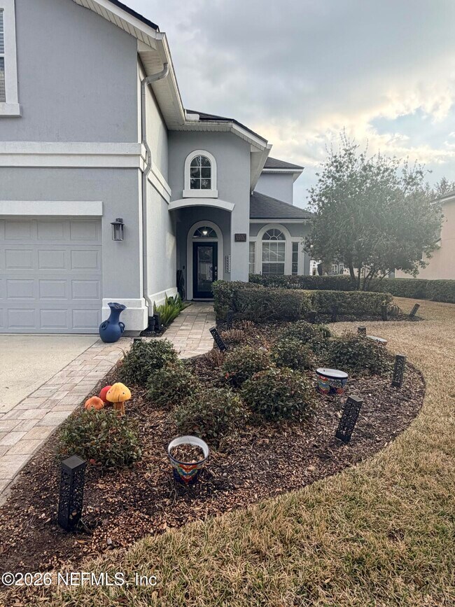 Building Photo - 6092 White Tip Rd