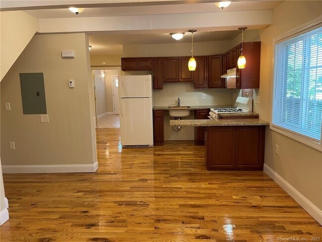 Building Photo - 79 E Grand Ave