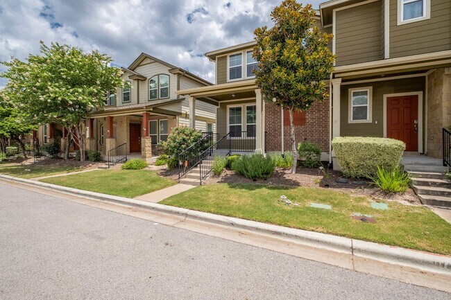 Foto del edificio - 730 Lost Pines Ln