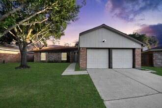 Building Photo - 14110 Eventide Dr