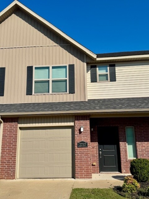 Foto del edificio - 2737 W Shasta Rd