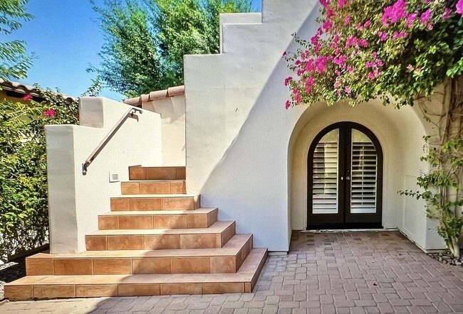 Building Photo - 80689 Via Glorieta