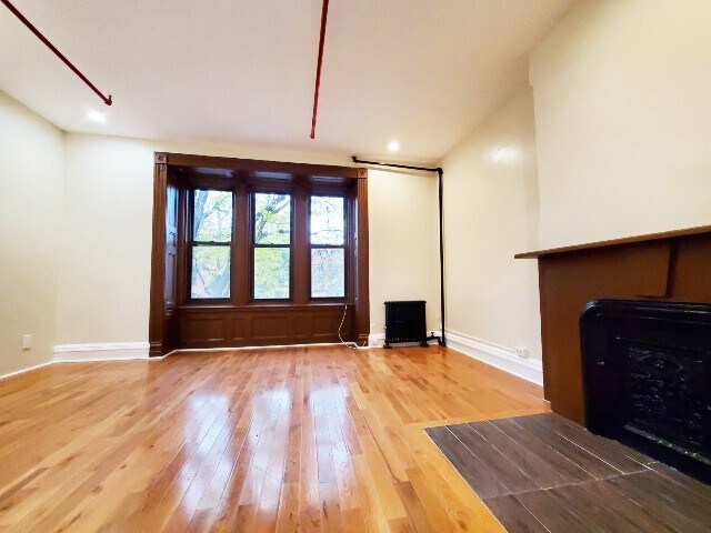 Building Photo - 290 Macon St