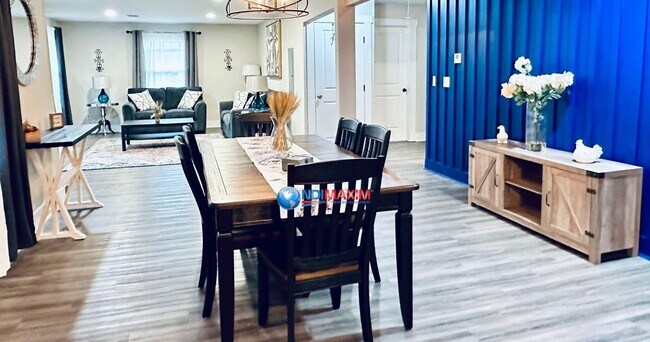 Building Photo - Full furnish property   FOR SALE/RENT