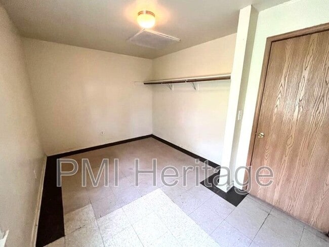 Foto del edificio - 809 E Huntsville Ave