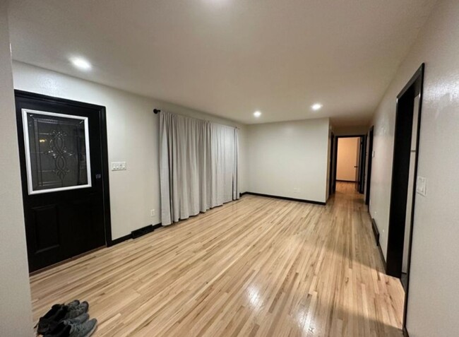 Foto del edificio - Beautiful 4 Bed 2 Bath