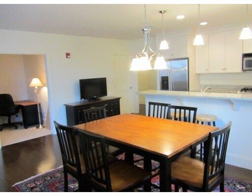 Building Photo - 116 Rantoul St