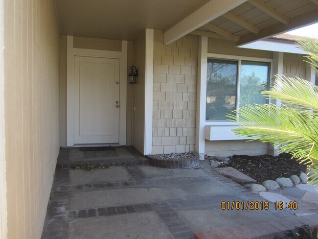 Foto del edificio - Immaculate 3 Bedroom With New Paint and Upgrades Throughout!