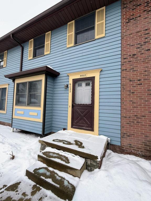 Building Photo - 6022 Applecrest Ct