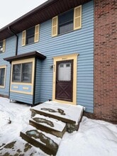 Building Photo - 6022 Applecrest Ct