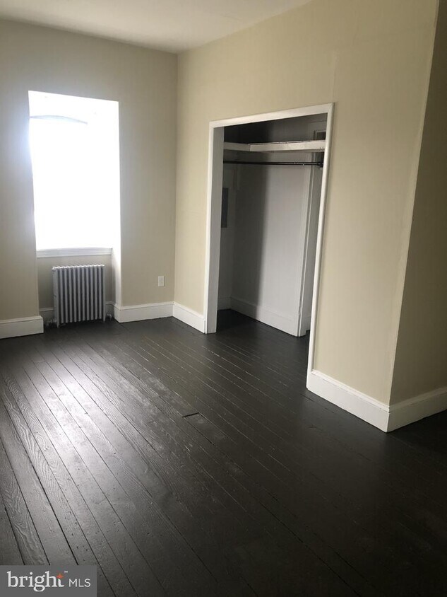 720 Rhawn St Unit 3RD FLOOR, Philadelphia, PA 19111 Room for Rent in