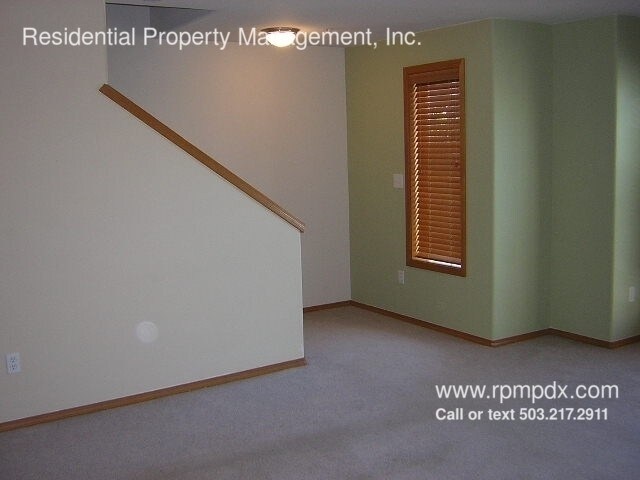 Building Photo - 1244 SW 160th Ave