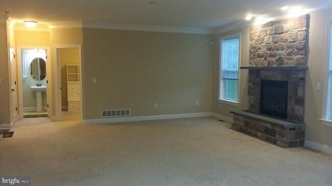 Foto del edificio - 2155 Whitetail Lane