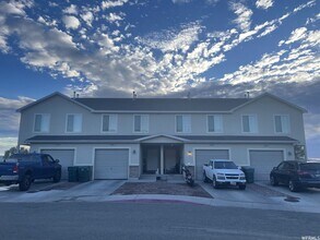 Building Photo - 1385 S 675 E
