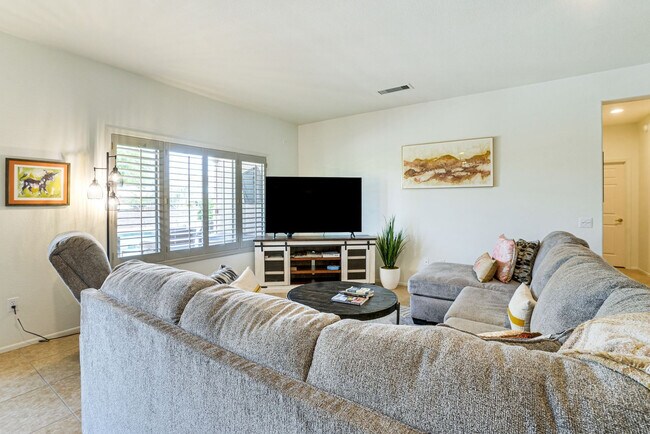Foto del edificio - 16426 W Boulder Vista Dr