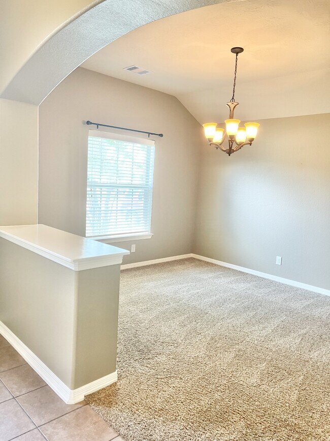Building Photo - 11122 Barker Park Ct