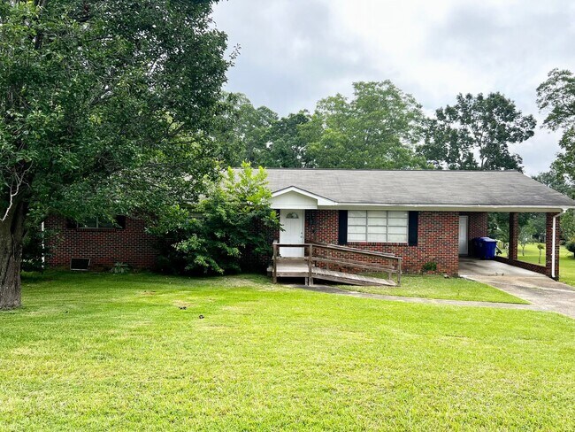 Foto del edificio - 107 Woodland Cir