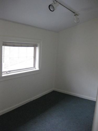 Building Photo - 57 Linden St