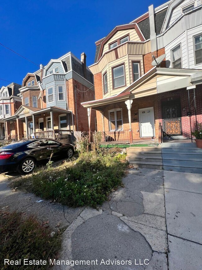 Foto del edificio - 5 br, 2 bath House - 129 E Wellens St.