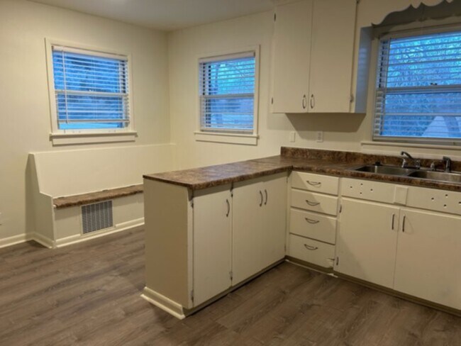 Foto del edificio - Welcome to 88 S Garland St, a beautifully ...