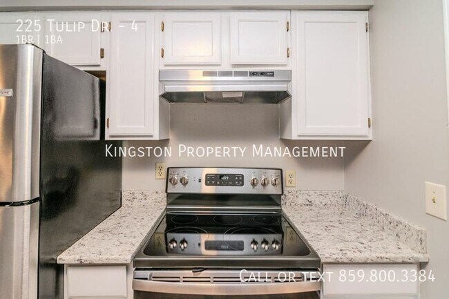 Building Photo - New 1 Bedroom 1 Bathroom Now Available!!
